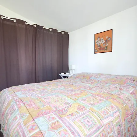 Maison 4 Pièces à étage - Proche - Patio, Bbq - Parking - Fr-1-705-94 *