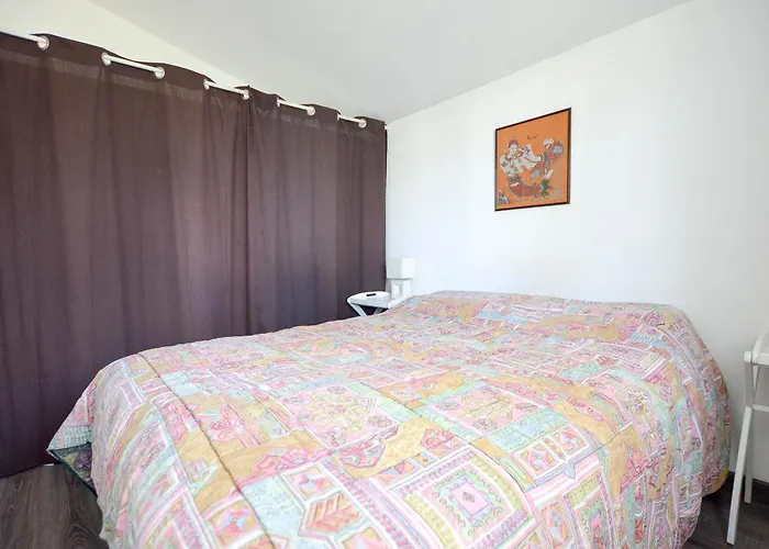 Maison 4 Pièces à étage - Proche - Patio, Bbq - Parking - Fr-1-705-94 *